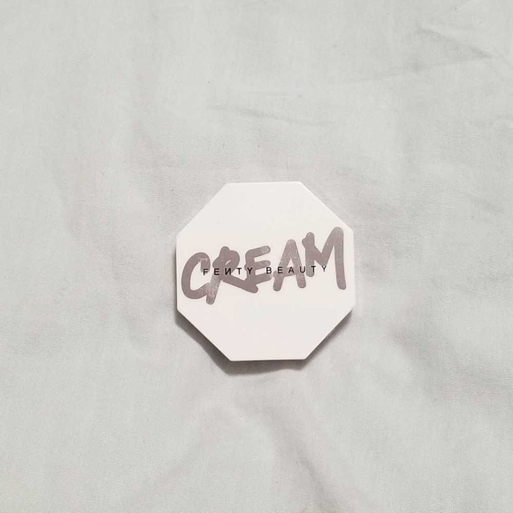 Fenty Beauty Cheeks Out Freestyle Blush Cream